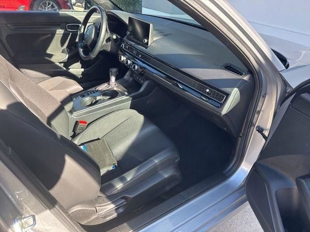 Used 2025 Honda Civic Sport image 26