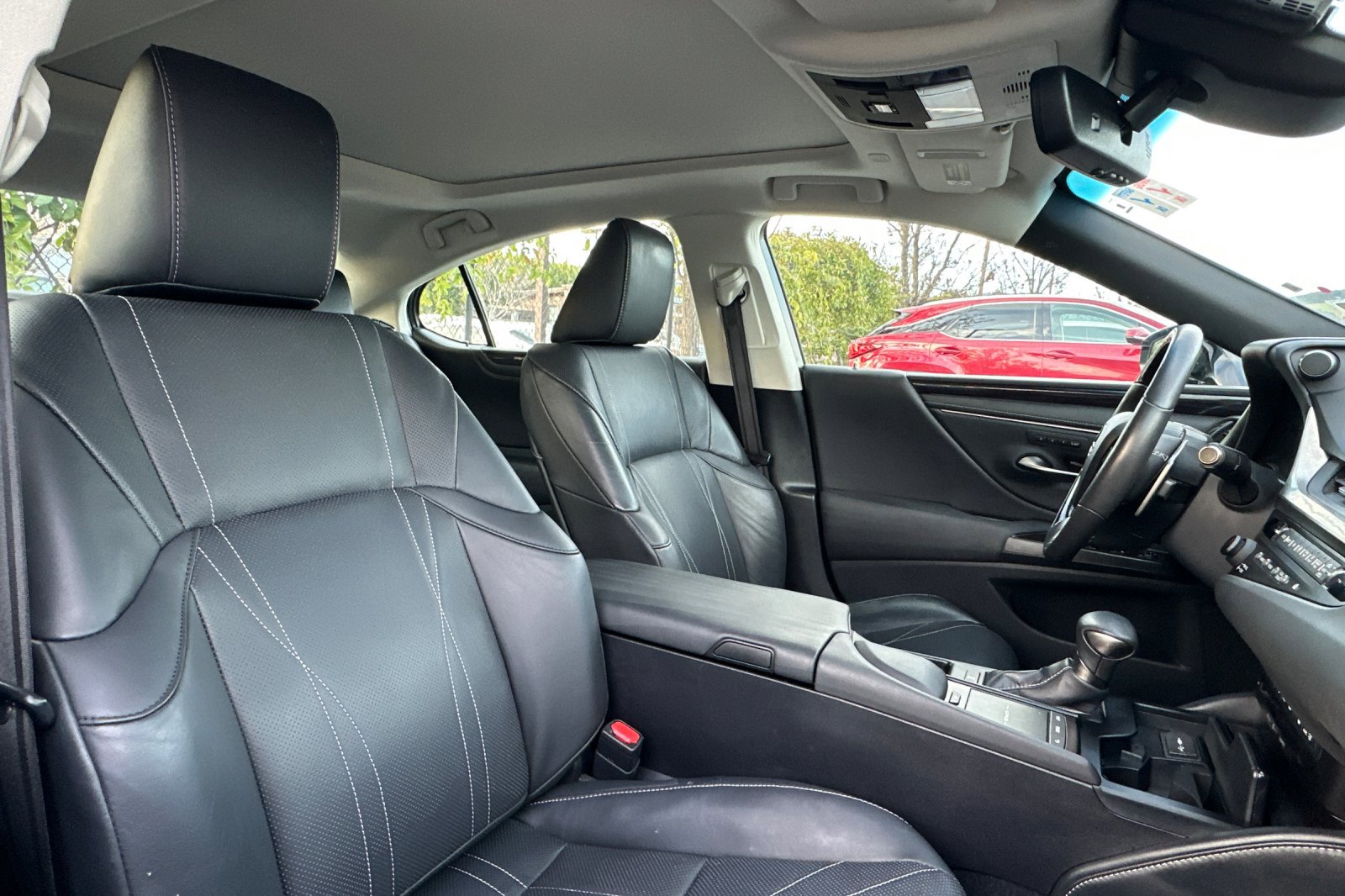 Used 2019 Lexus ES 350 image 31