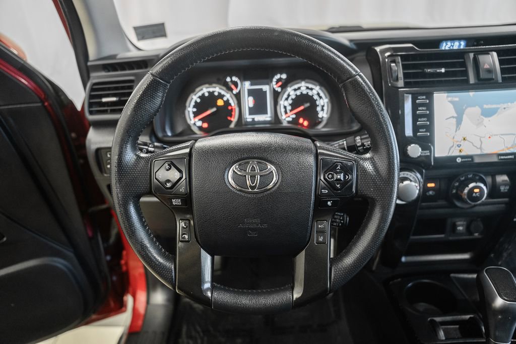 Used 2020 Toyota 4Runner TRD Off-Road AWD/4WD image 30