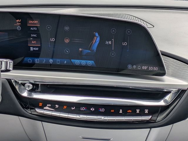 Certified 2023 Cadillac Lyriq 2WD image 18