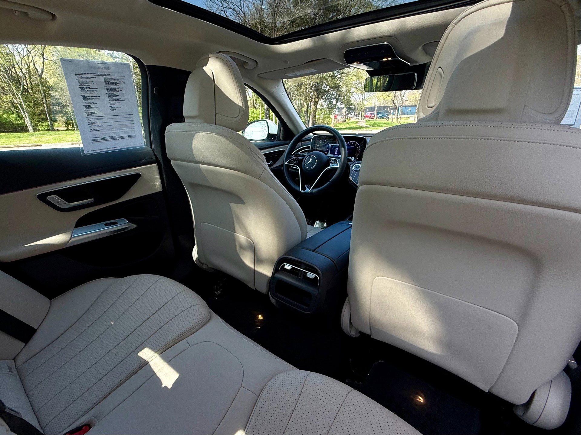 Used 2025 Mercedes-Benz E 350 Sedan image 14