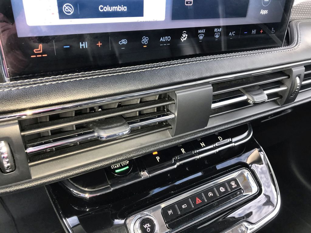 Used 2023 Lincoln Corsair Reserve AWD/4WD image 19
