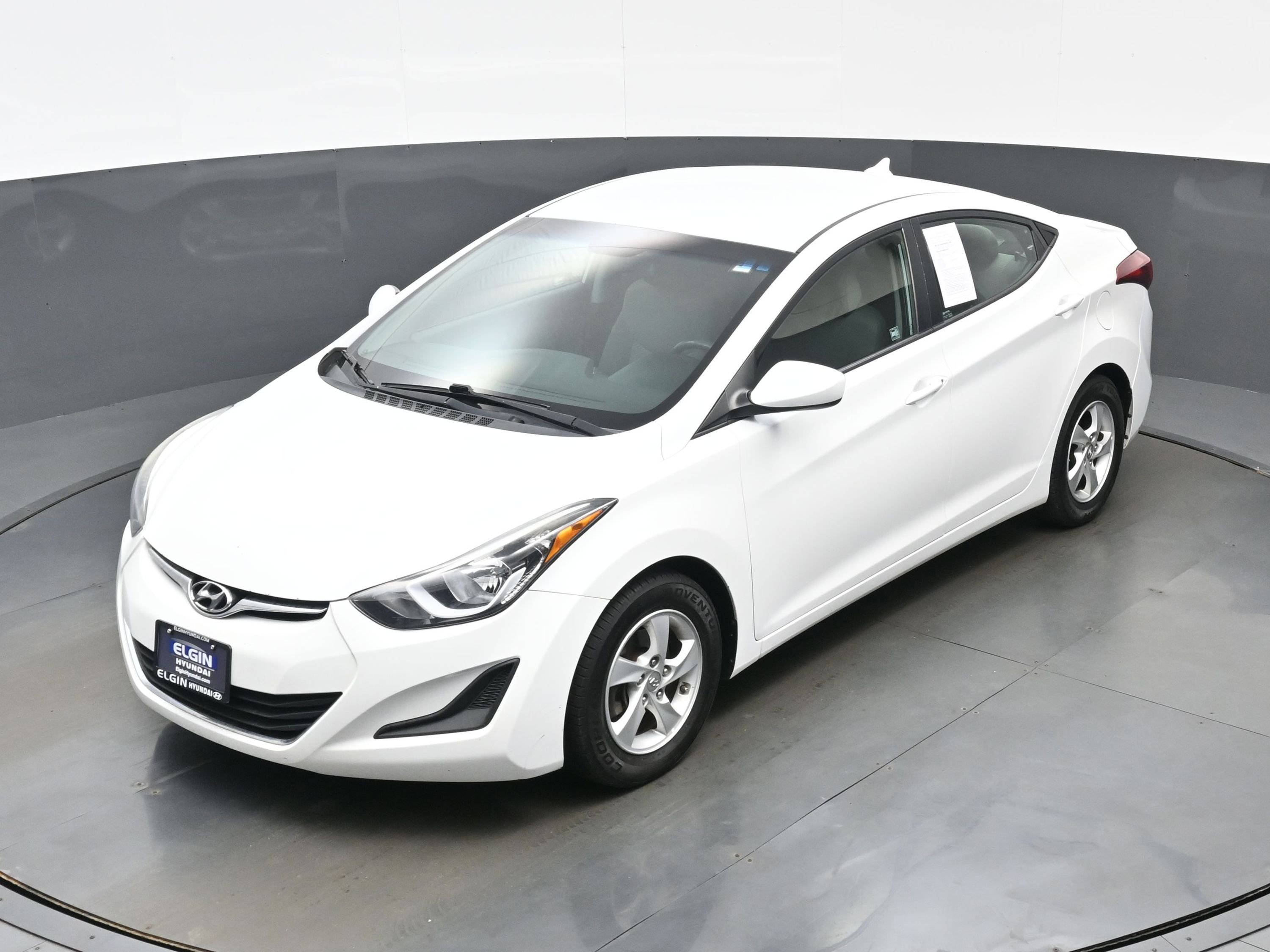 Used 2015 Hyundai Elantra SE FWD image 29