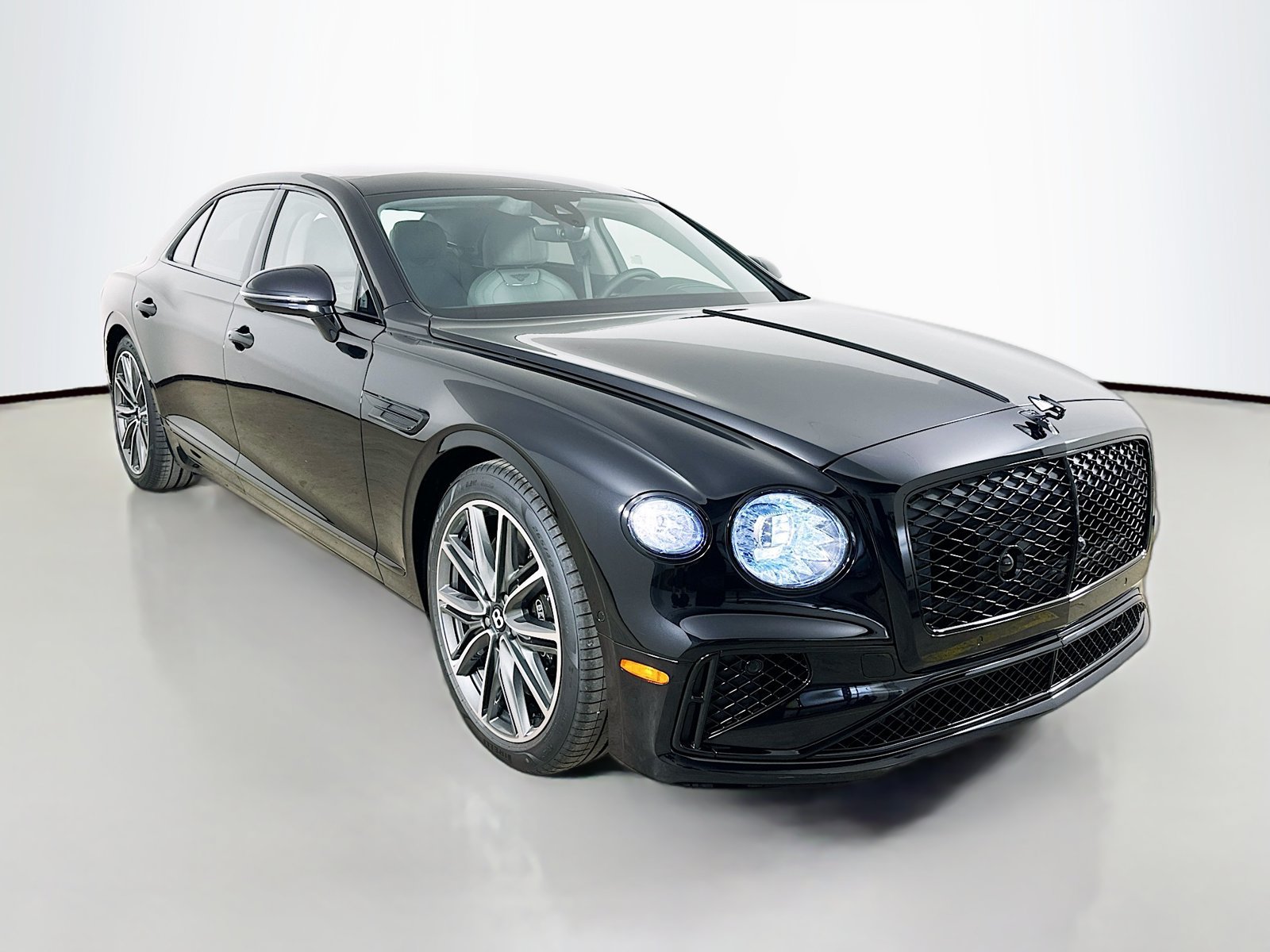 New 2026 Bentley Flying Spur V8