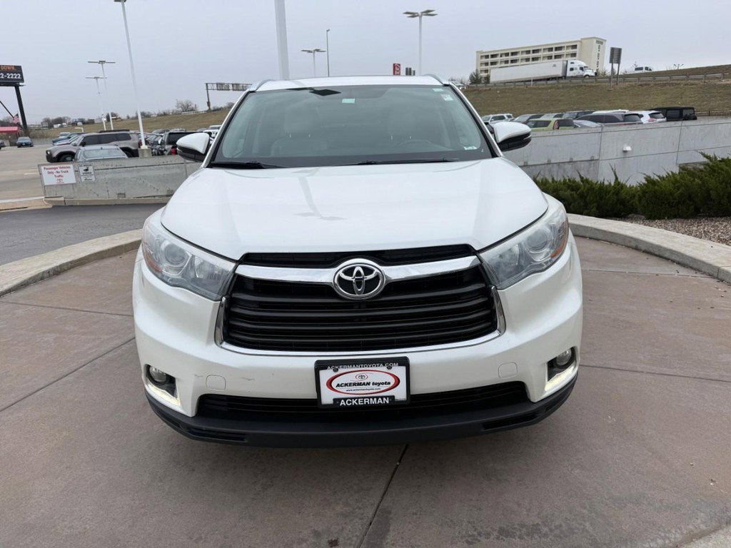 Used 2015 Toyota Highlander Limited image 12