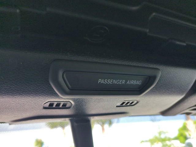 Used 2018 Jeep Wrangler Unlimited Sport S AWD/4WD image 21