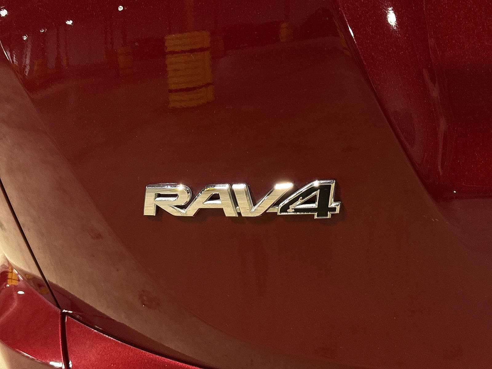Used 2018 Toyota RAV4 XLE w/ Plus Extra Value Package AWD/4WD image 25