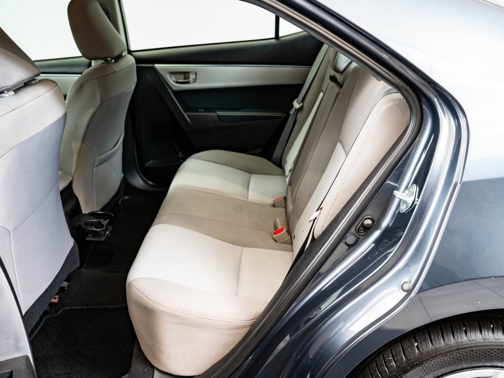 Used 2015 Toyota Corolla LE FWD image 42
