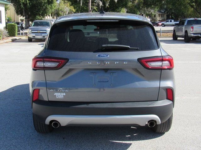 Used 2024 Ford Escape Active image 4