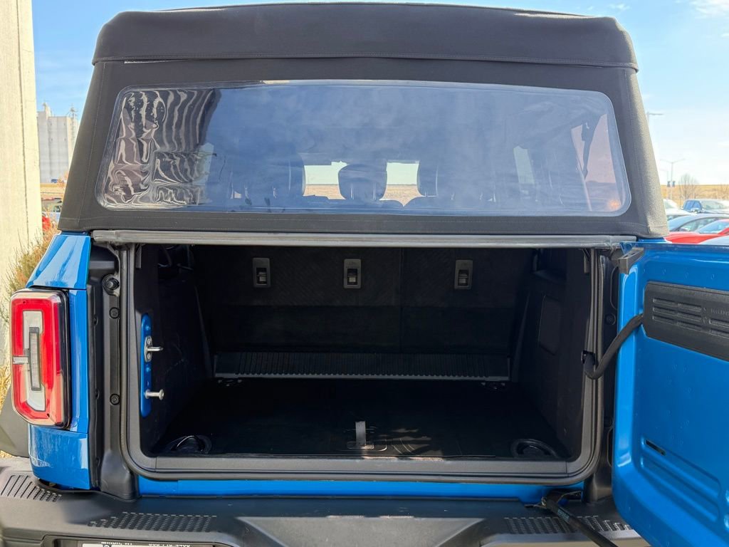 Used 2023 Ford Bronco Badlands w/ Sasquatch Package image 9