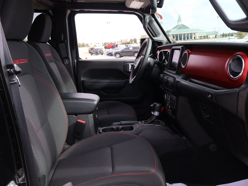 Used 2023 Jeep Gladiator Rubicon w/ LED Lighting Group AWD/4WD image 8