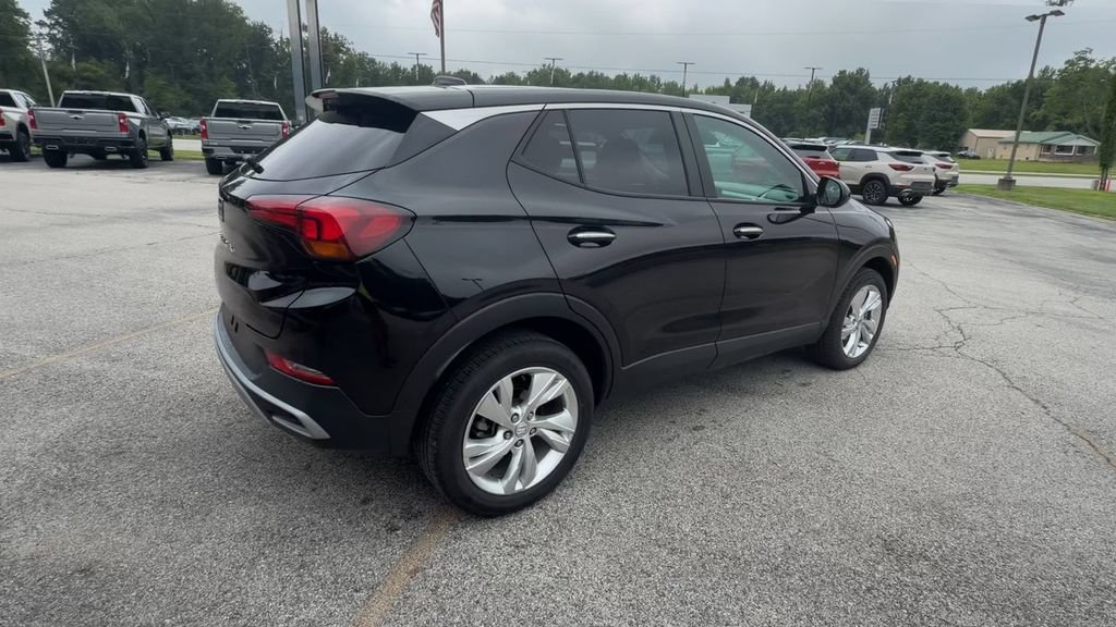 Used 2025 Buick Encore GX Preferred AWD/4WD image 8