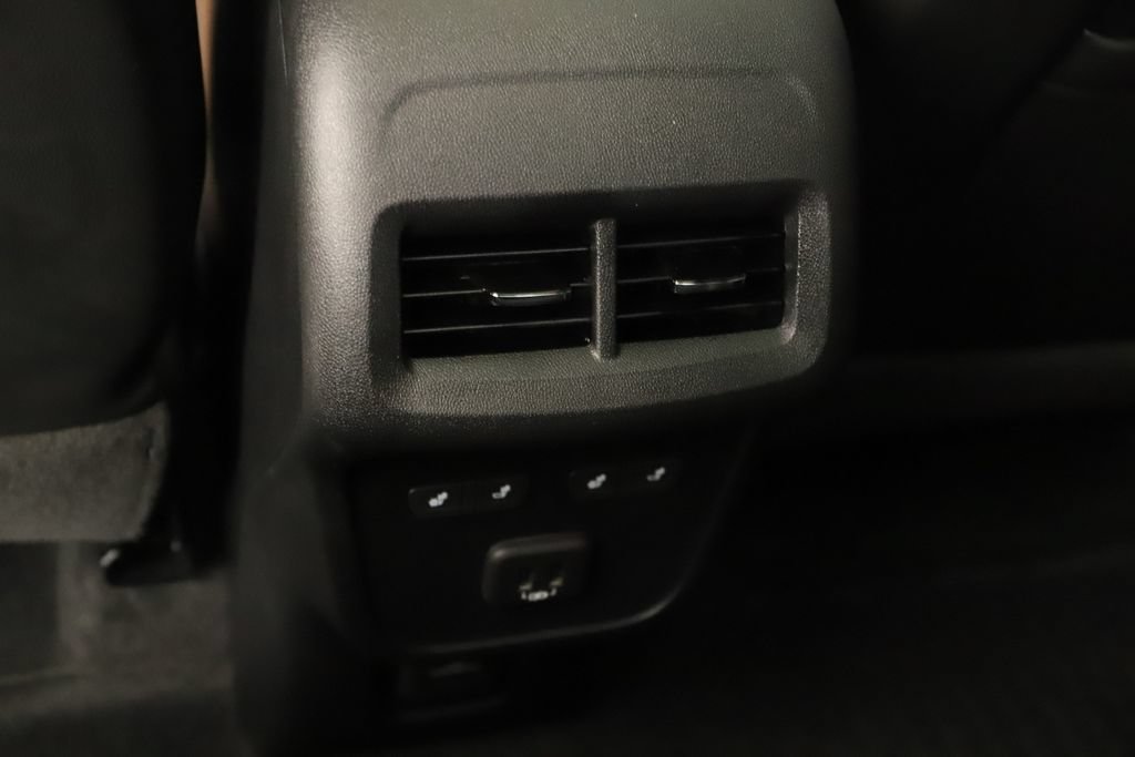Used 2020 Chevrolet Equinox Premier FWD image 20