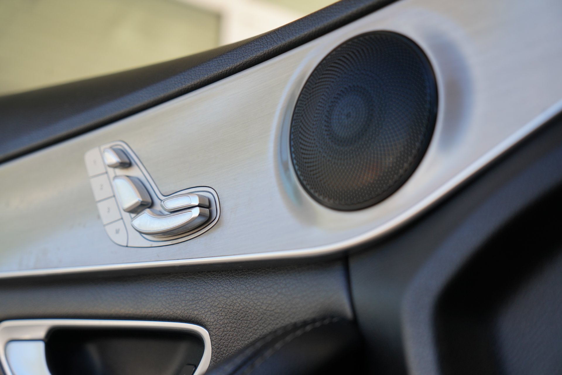 Used 2016 Mercedes-Benz C 300 Sedan image 22