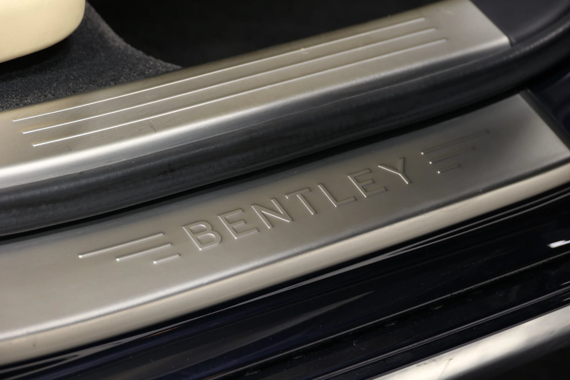 Used 2015 Bentley Flying Spur V8 AWD/4WD image 72