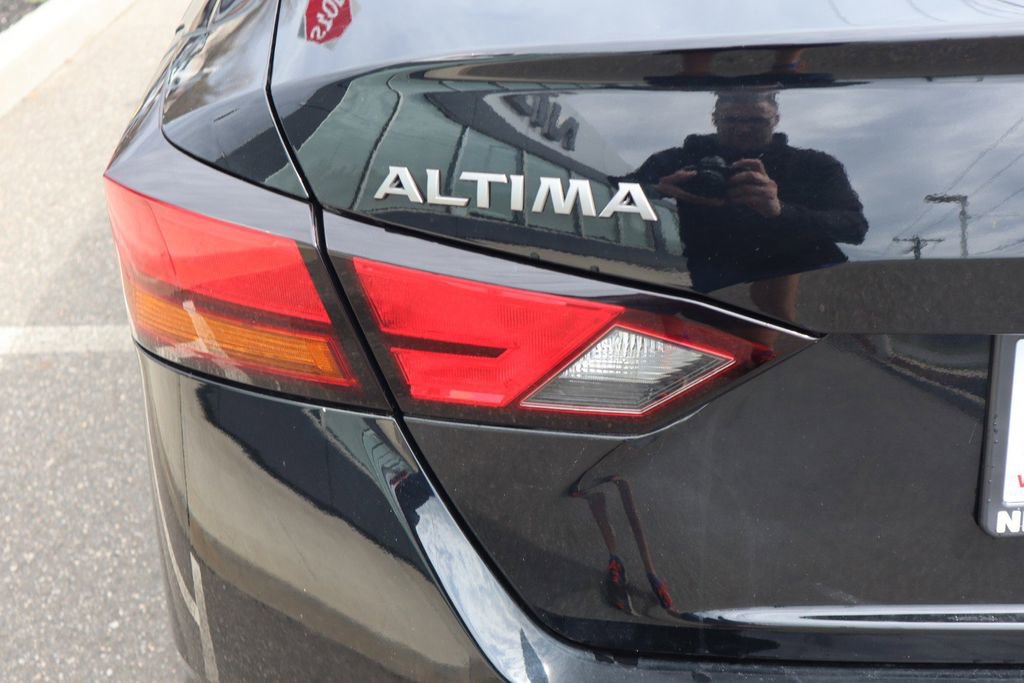 Certified 2024 Nissan Altima 2.5 SV w/ SV Premium Package image 26