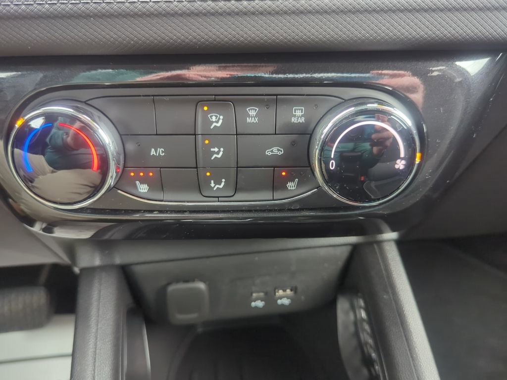 Certified 2025 Chevrolet TrailBlazer LT w/ LT Cold Weather Package image 22