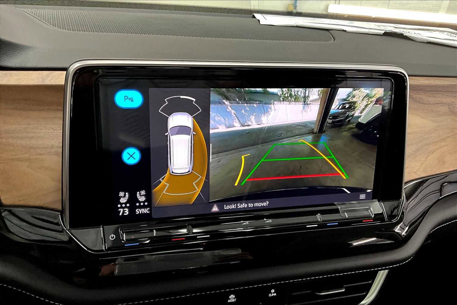 New 2026 Volkswagen Atlas SE image 20