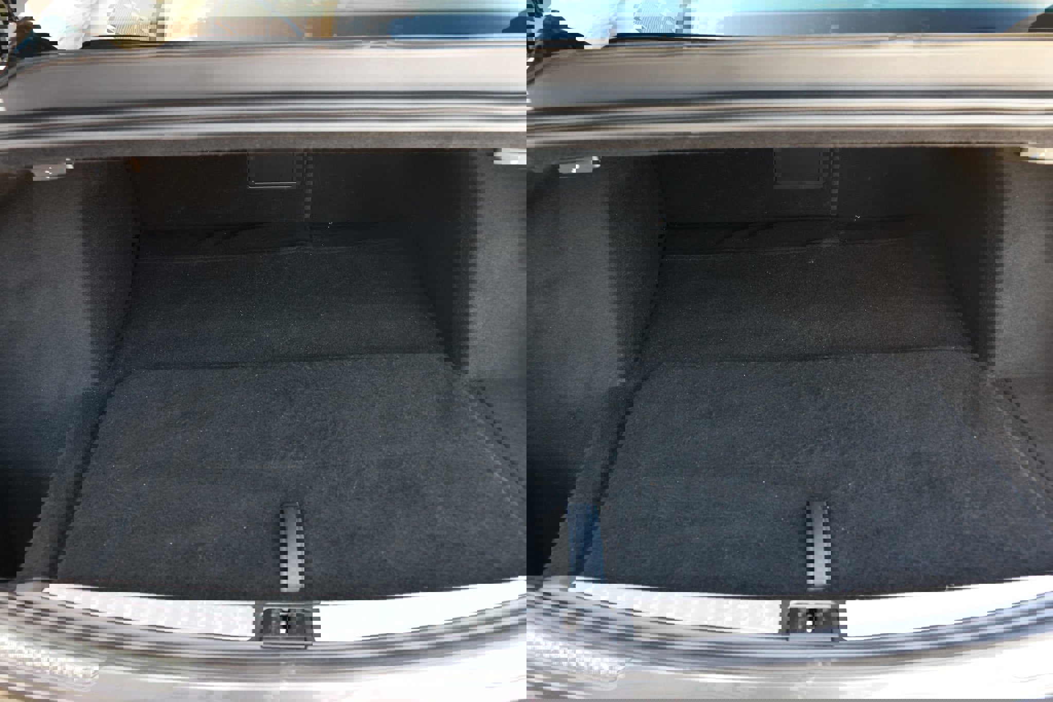 Used 2023 Lucid Air Grand Touring image 32