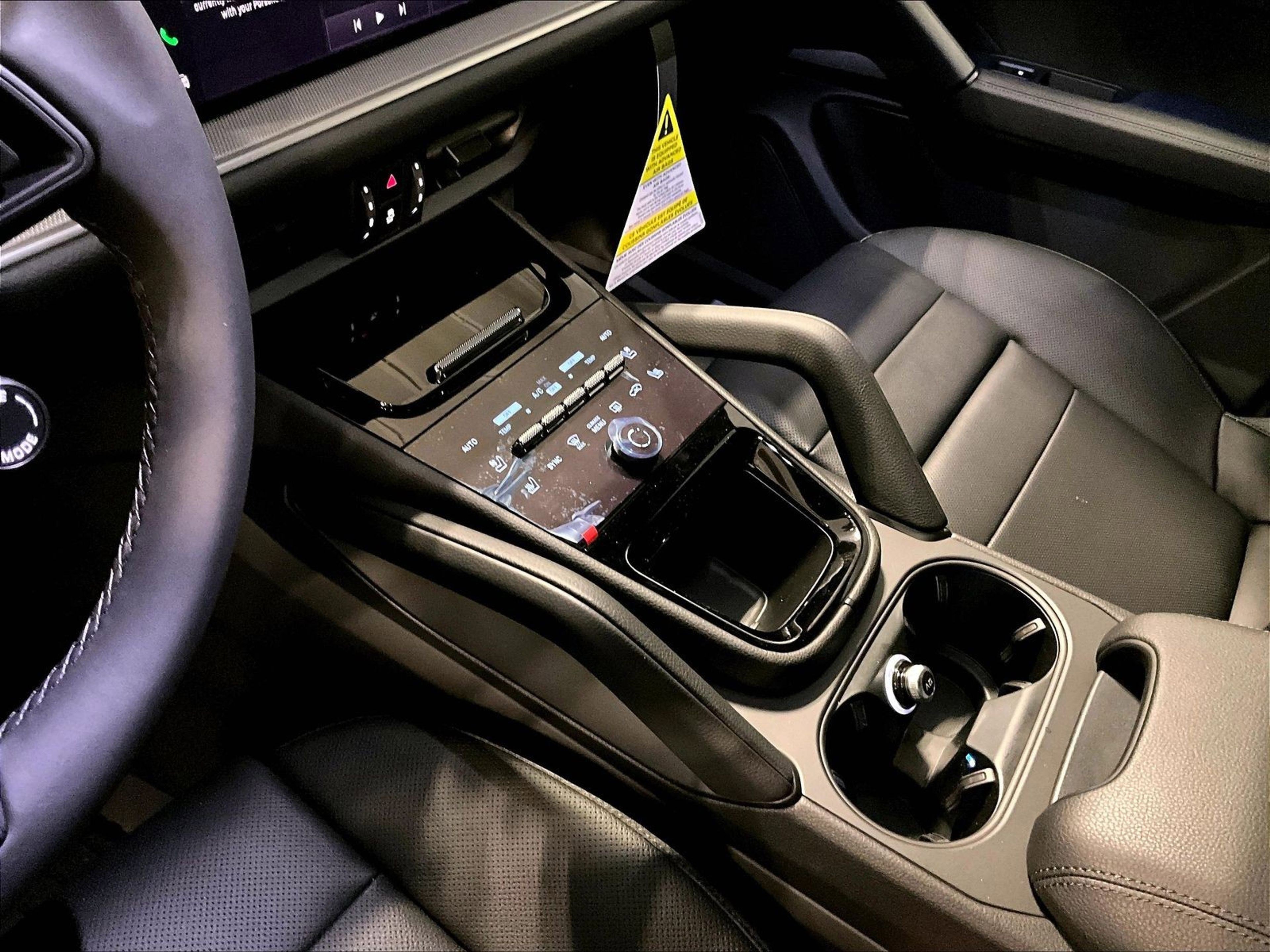 New 2026 Porsche Cayenne image 11