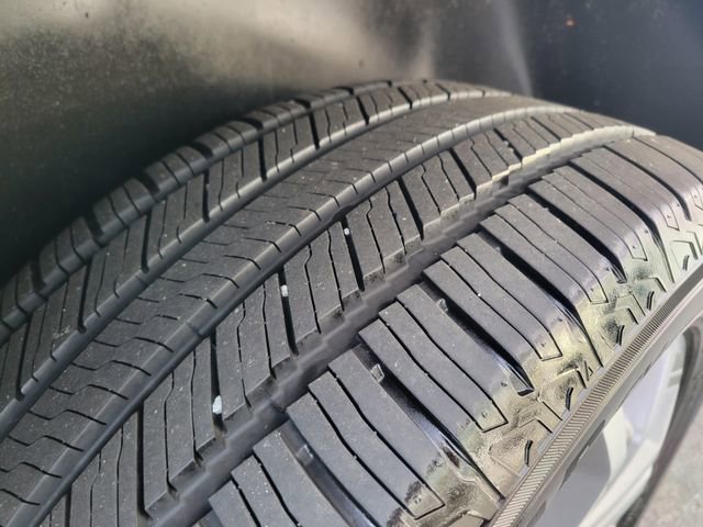 Used 2016 GMC Acadia SLT w/ Open Road Package image 9