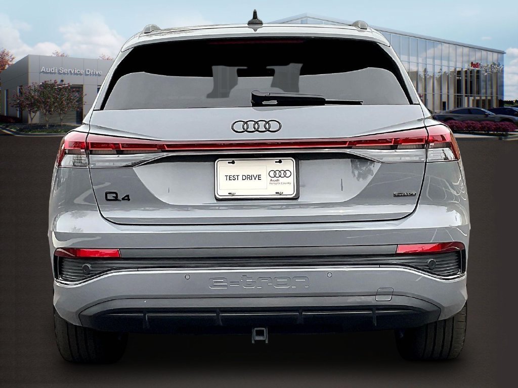 Used 2024 Audi Q4 e-tron Premium Plus w/ Premium Plus AWD/4WD image 6