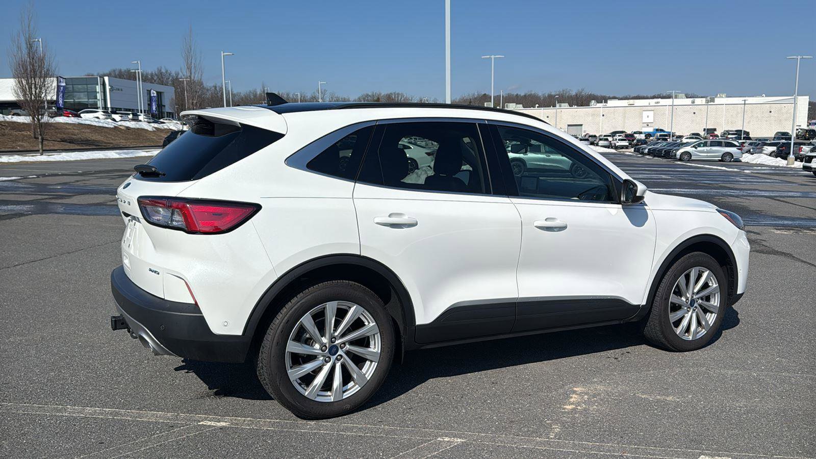 Used 2022 Ford Escape Titanium w/ Titanium Elite Package image 5