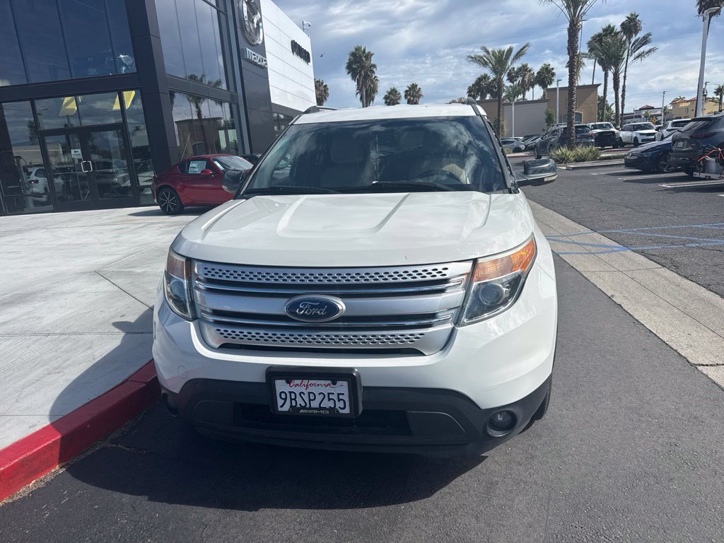 Used 2012 Ford Explorer XLT AWD/4WD image 2