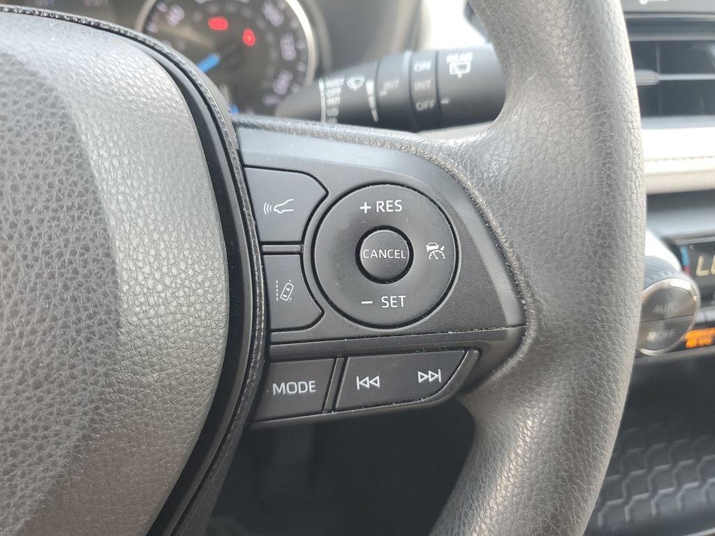 Used 2020 Toyota RAV4 XLE w/ Convenience Package AWD/4WD image 21