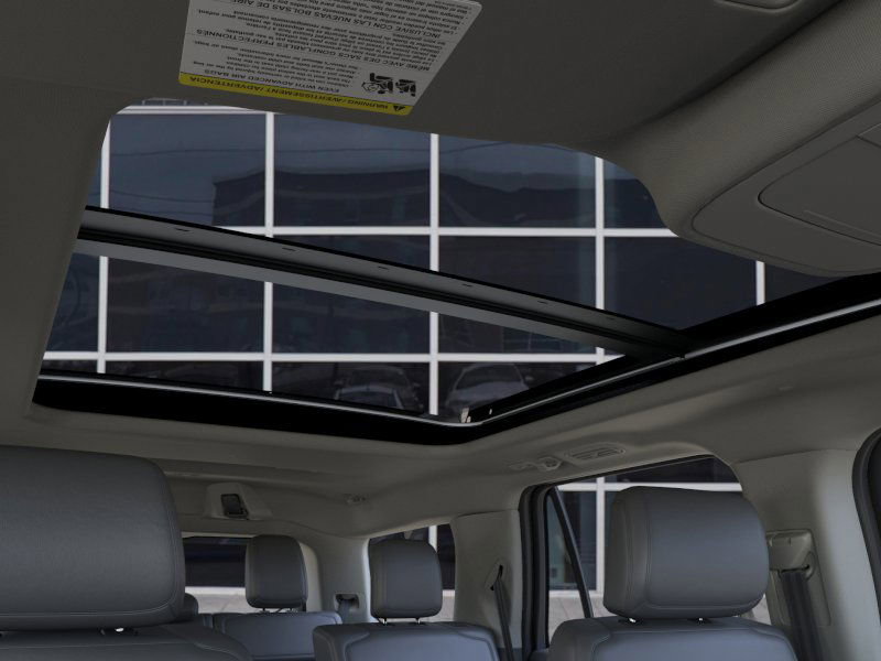 New 2026 Ford Expedition Active image 22