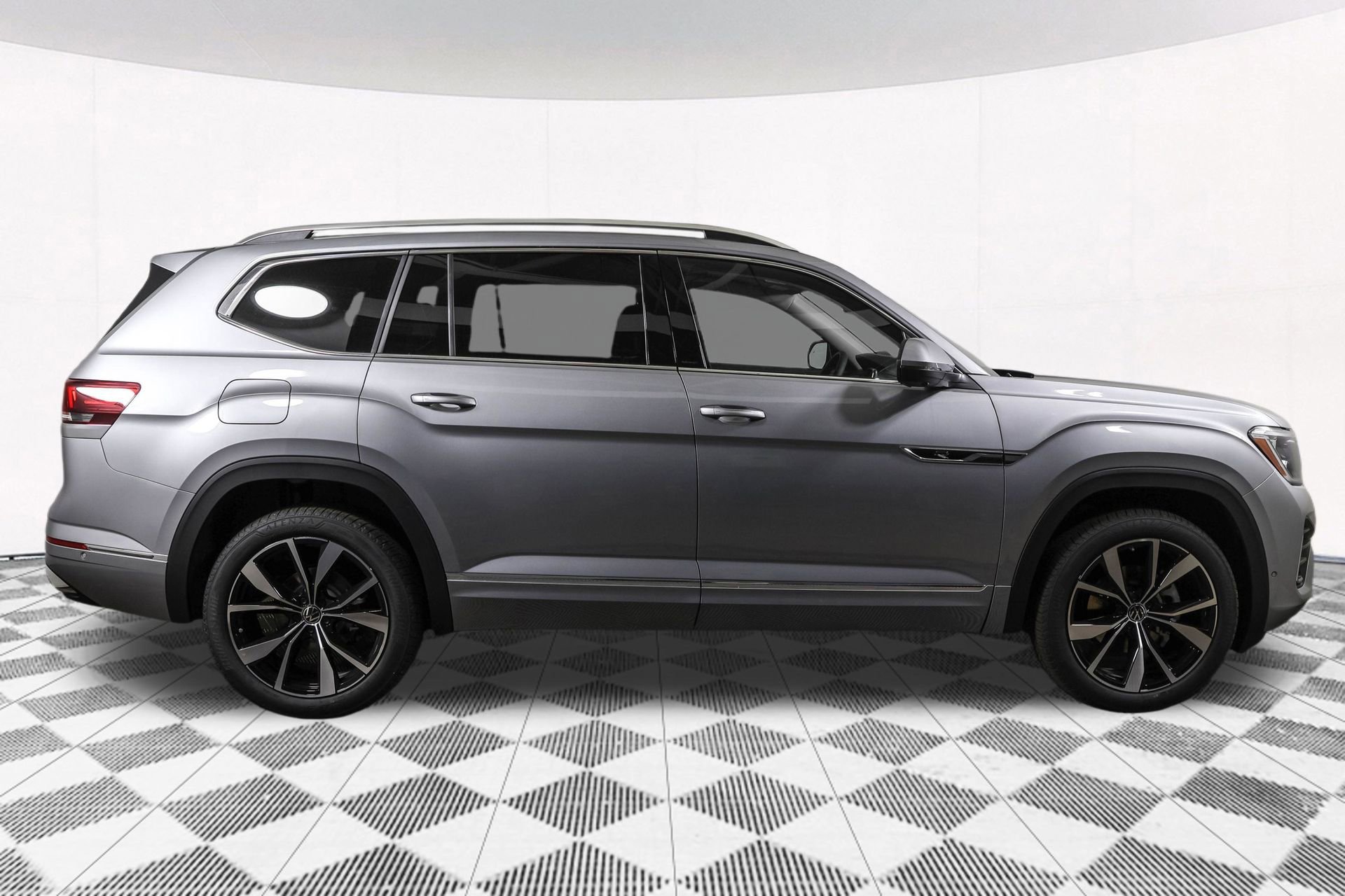 New 2026 Volkswagen Atlas SEL Premium R-Line image 11