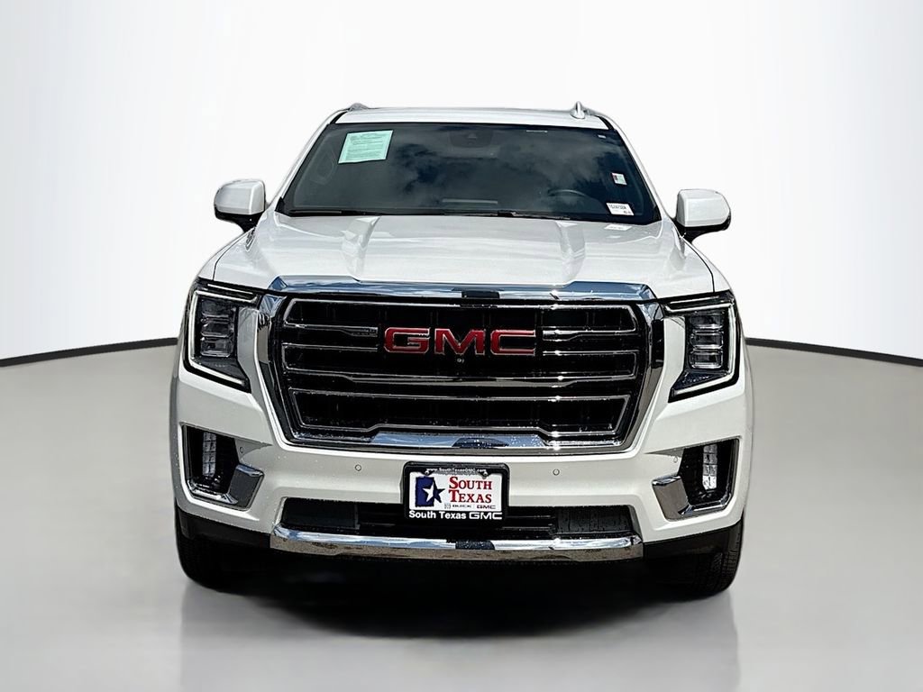 Used 2024 GMC Yukon XL SLT w/ SLT Luxury Package image 2