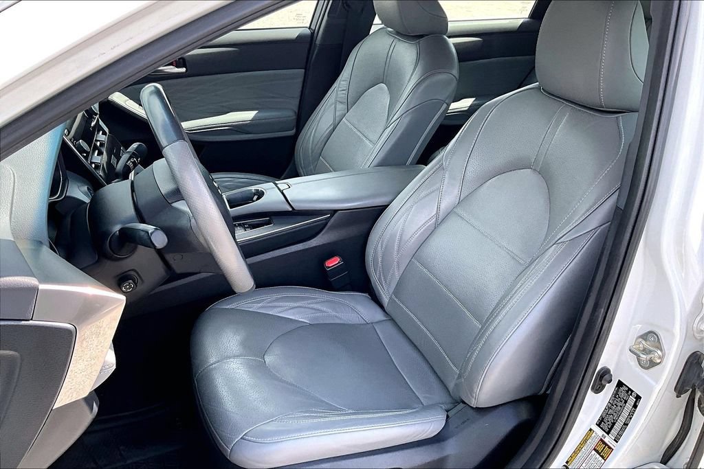 Used 2019 Toyota Avalon Limited w/ Advanced Safety Package FWD image 24