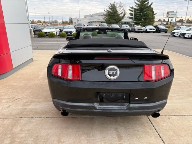 Used 2010 Ford Mustang GT image 12