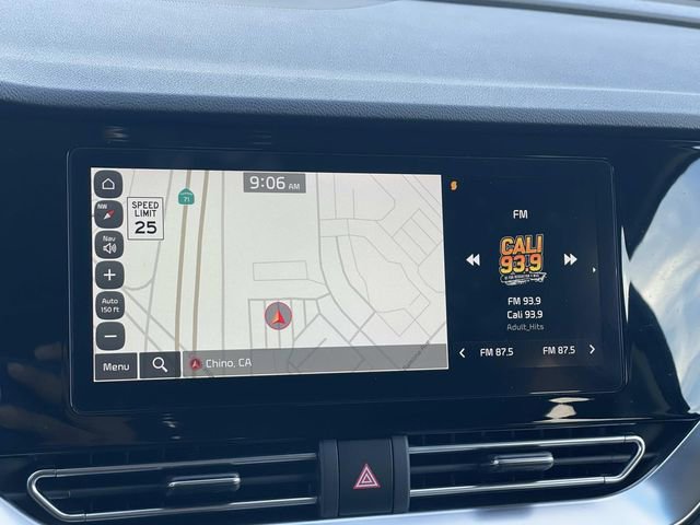 Used 2022 Kia Niro EX Premium image 12