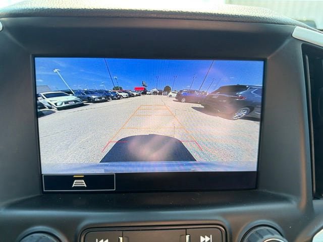 Used 2023 GMC Terrain SLE w/ Driver Convenience Package AWD/4WD image 18