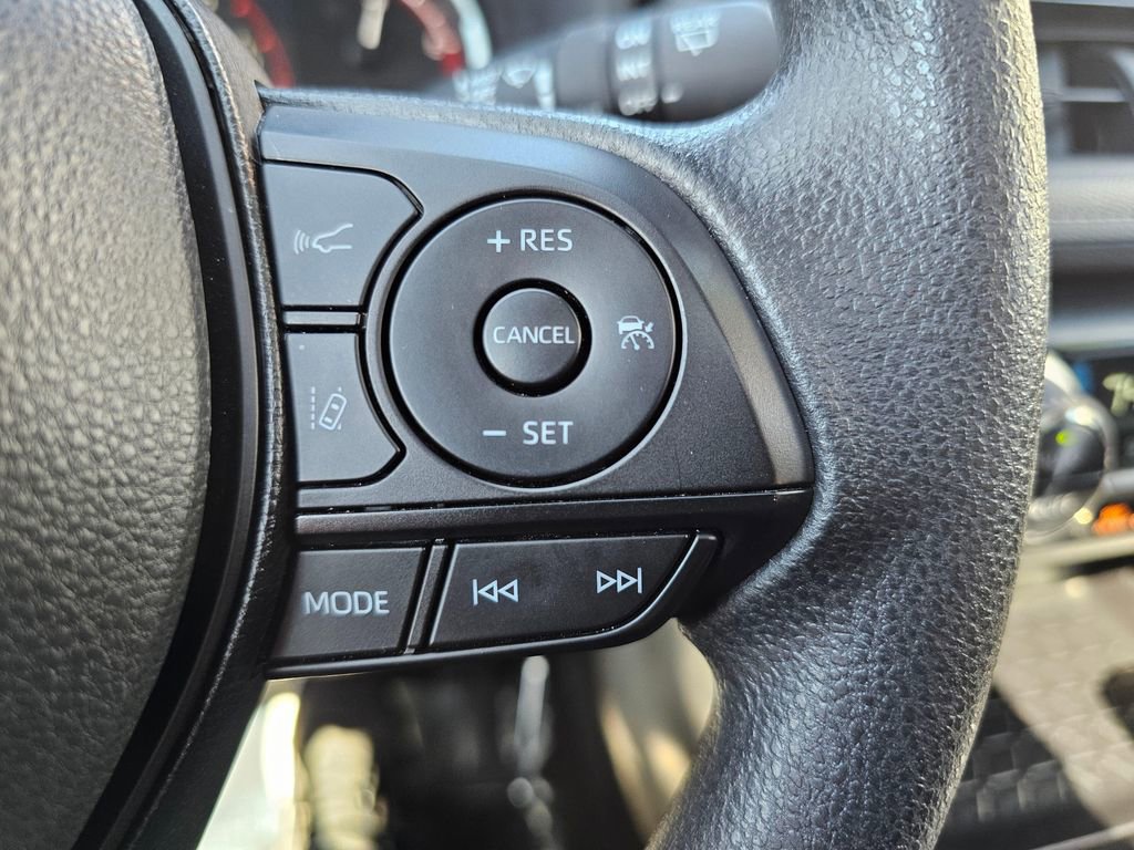 Certified 2025 Toyota RAV4 XLE w/ Convenience Package AWD/4WD image 33