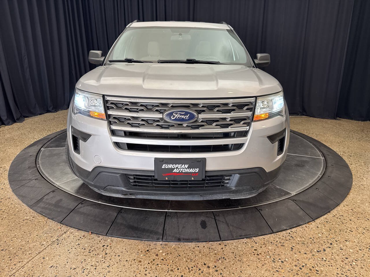 Used 2018 Ford Explorer 4WD image 9