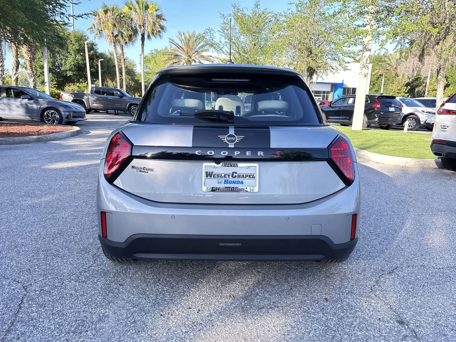 Used 2025 MINI Cooper S FWD image 5