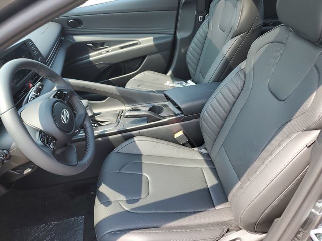 New 2026 Hyundai Elantra SEL Sport FWD image 15