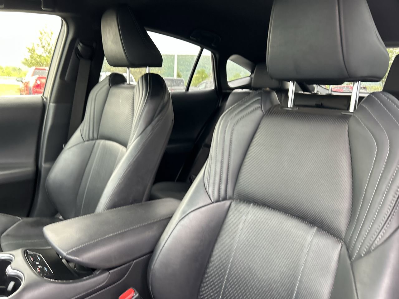 Used 2021 Toyota Venza XLE w/ Softex Package AWD/4WD image 23