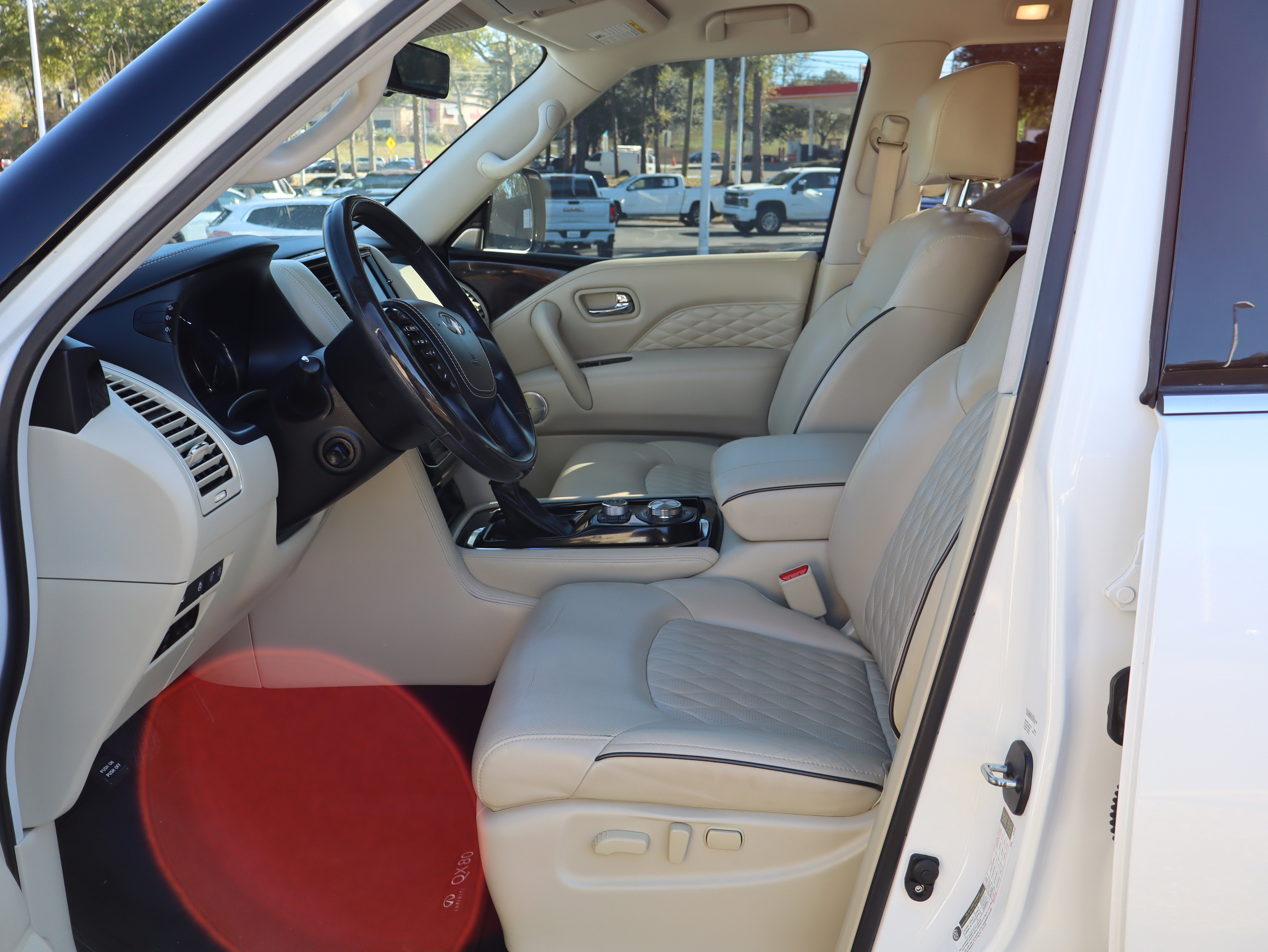 Used 2020 INFINITI QX80 Luxe w/ Proactive Package image 18