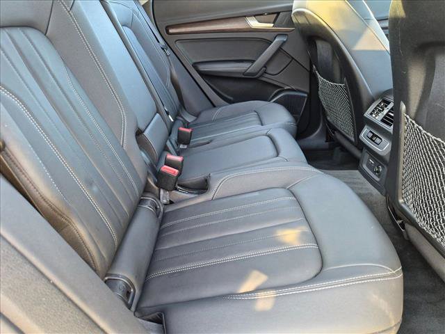 Used 2023 Audi Q5 2.0T Premium Plus w/ Premium Plus Package AWD/4WD image 18