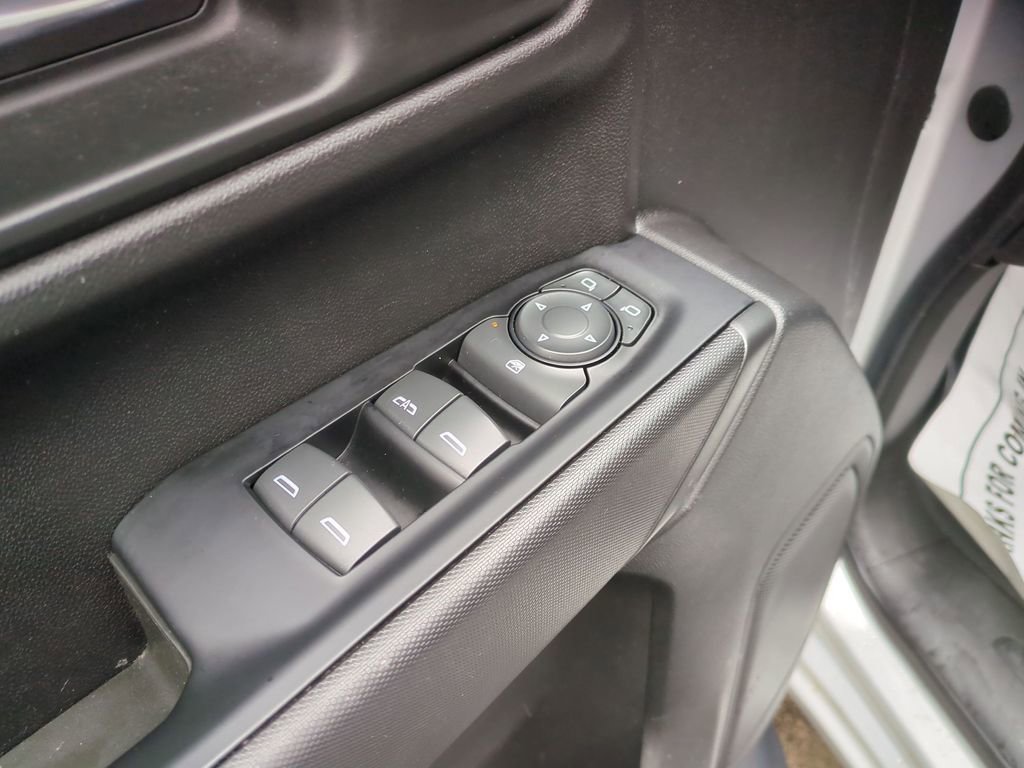 Used 2019 Chevrolet Silverado 1500 Custom w/ Custom Value Package image 13