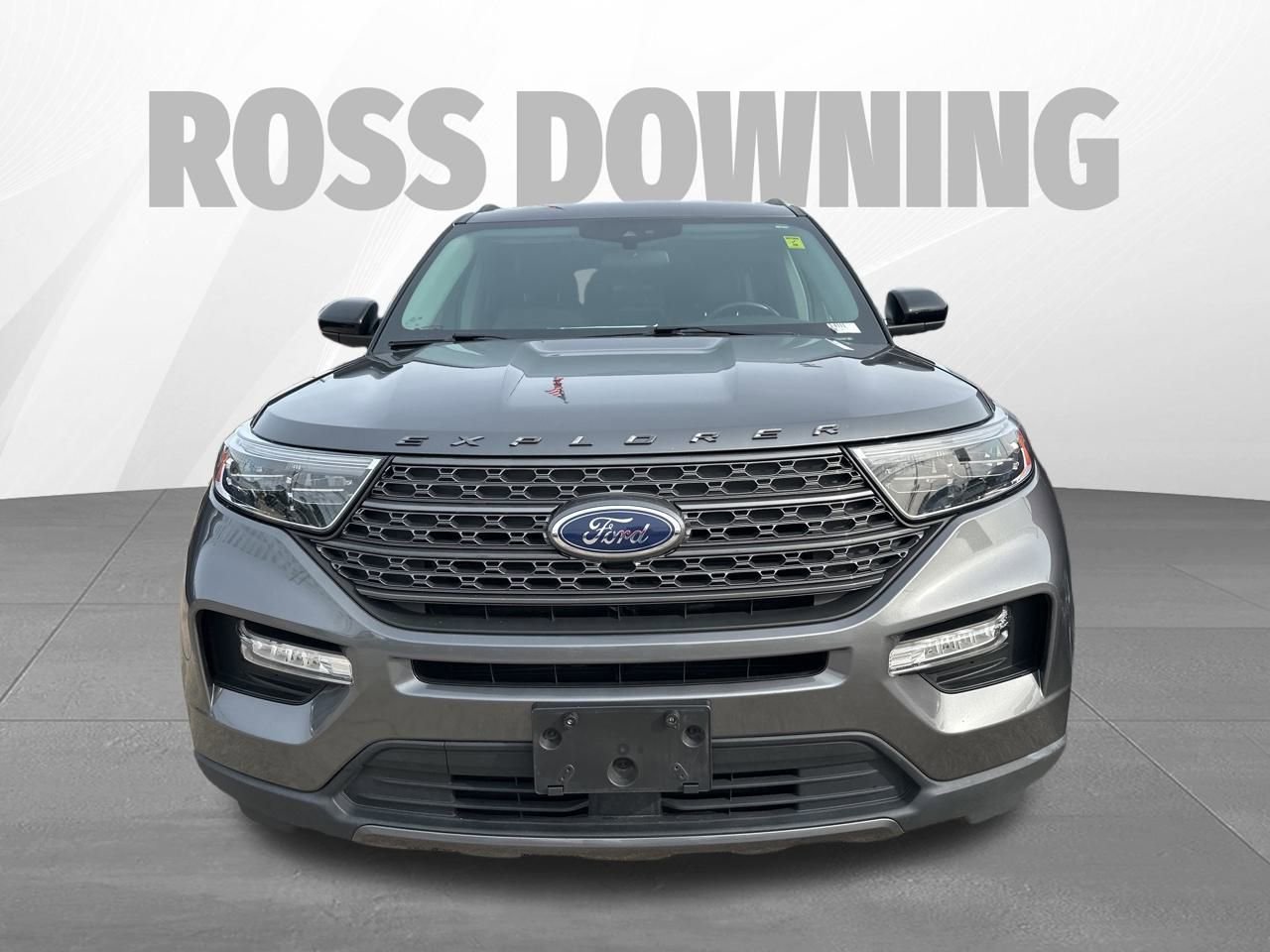 Used 2022 Ford Explorer XLT w/ Equipment Group 202A image 2