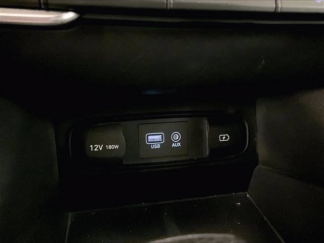 Used 2020 Hyundai Santa Fe SE AWD/4WD image 31