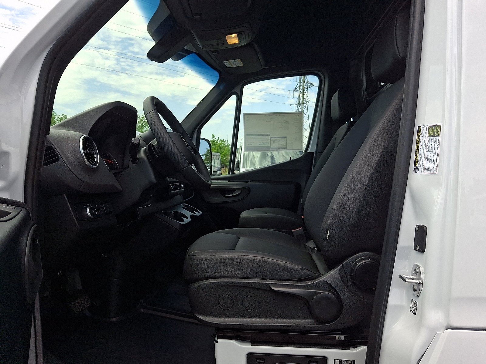 New 2026 Mercedes-Benz Sprinter 2500 image 13
