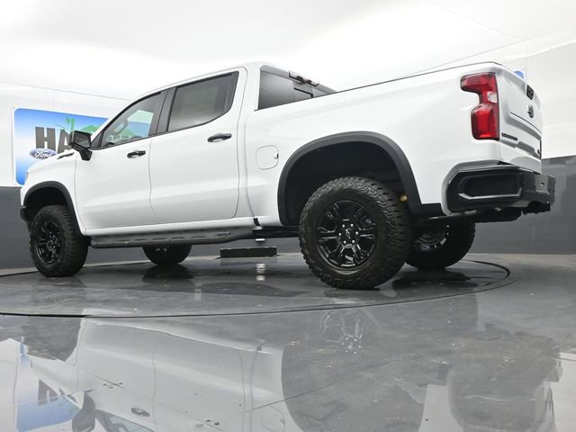 New 2026 Chevrolet Silverado 1500 ZR2 w/ Dark Appearance Package image 19