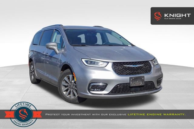 Used 2021 Chrysler Pacifica Touring-L