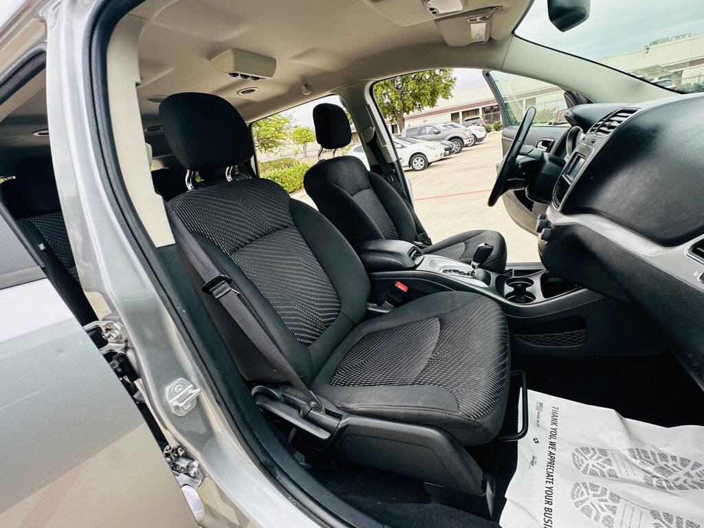 Used 2016 Dodge Journey SXT image 26